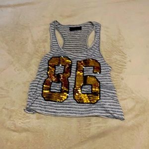 86 Striped light grey crop top